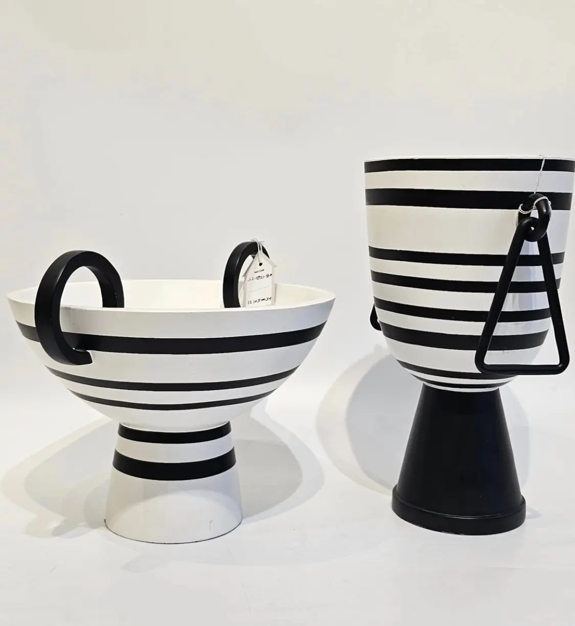 Black And White Planter — Handcrafted Export Product by NXTGENEXPORTS, Moradabad